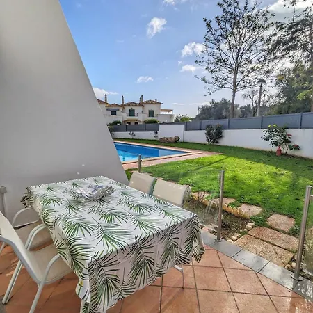 Holiday home Quintaloes, 5 Mins From Old Town