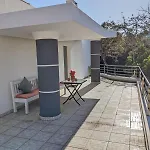 Quintaloes, 5 Mins From Old Town بيت للعطل